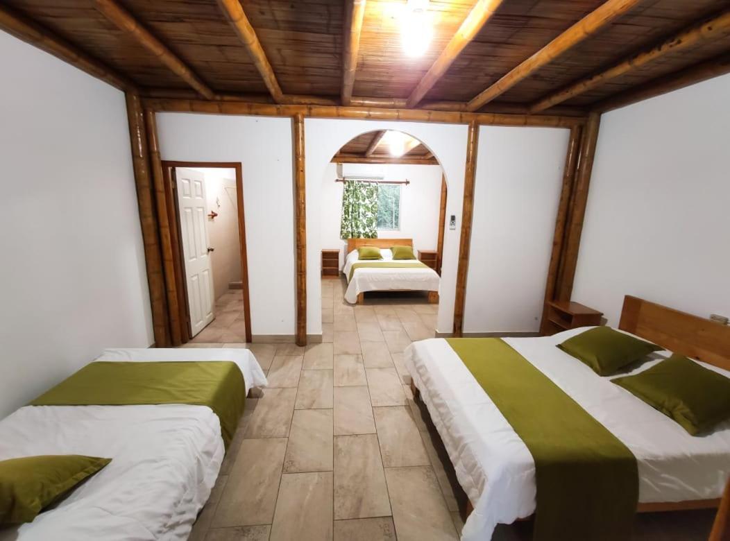Tuzco Lodge Puerto López 外观 照片