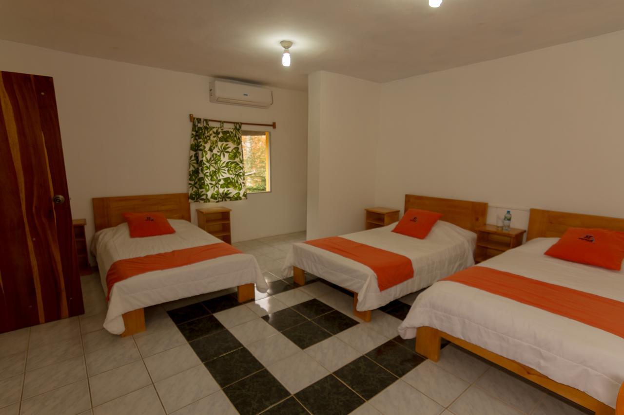 Tuzco Lodge Puerto López 外观 照片
