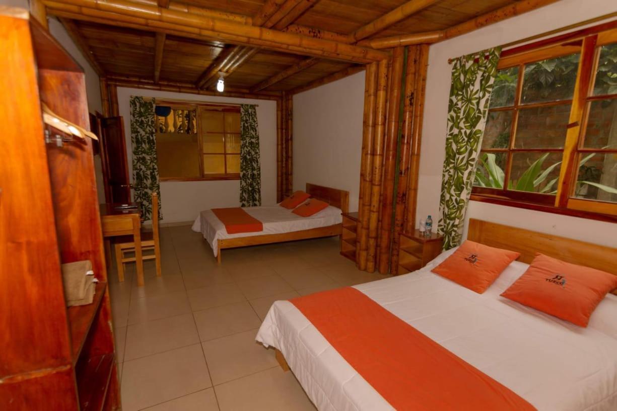 Tuzco Lodge Puerto López 外观 照片